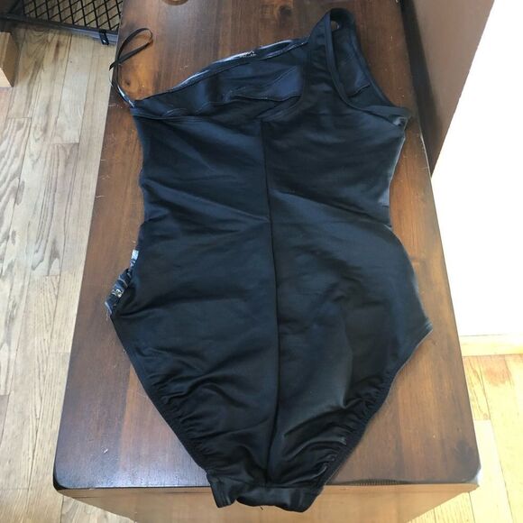 Miraclesuit Bronze Reign Jena One-Shoulder One-Piece Swimsuit - Picture 5 of 8